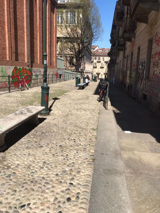 Acadamis - Piu Mole Di Cosi Apartamento Turín